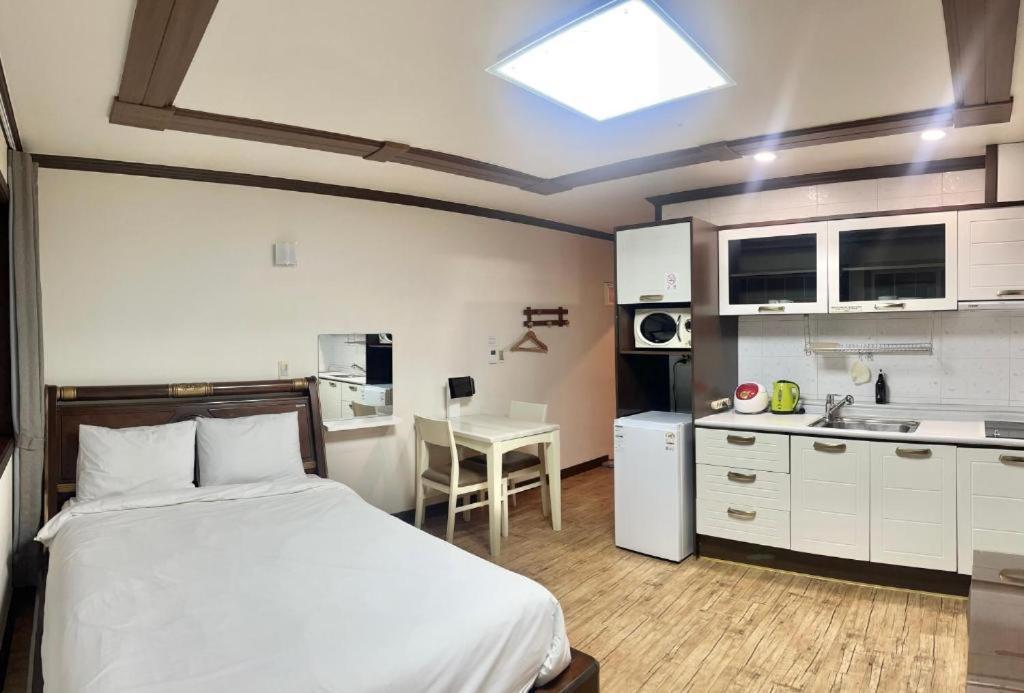 Grim Resort Čedžu Pokoj fotografie